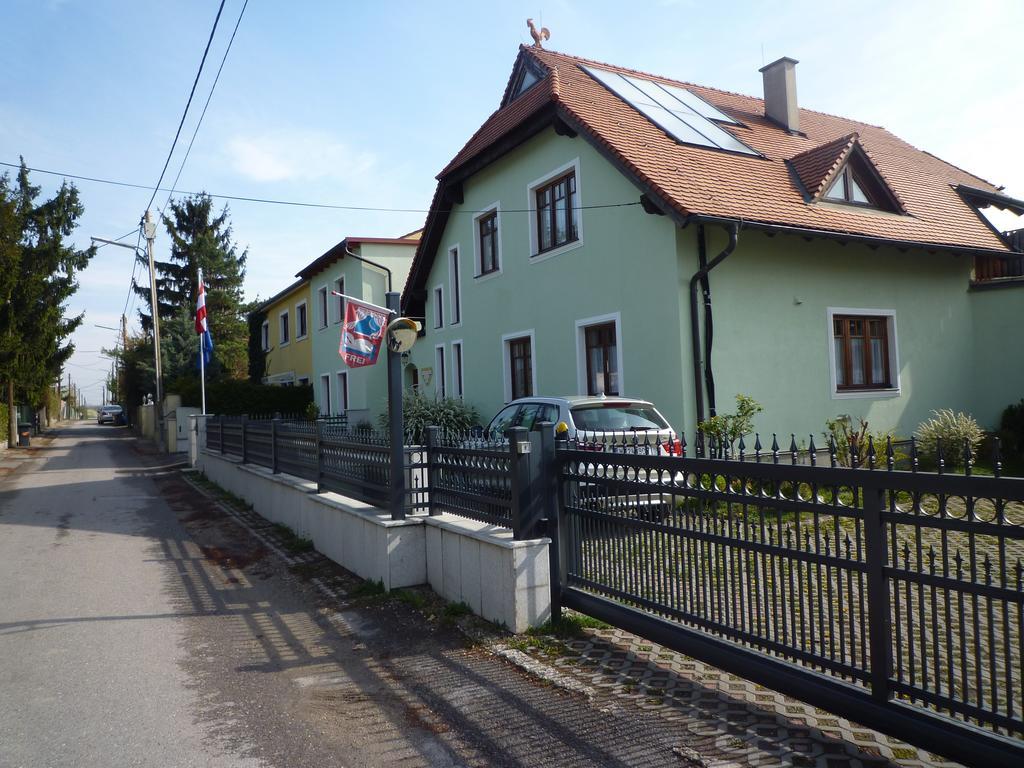 Gartenpension Prosl Bécs Kültér fotó